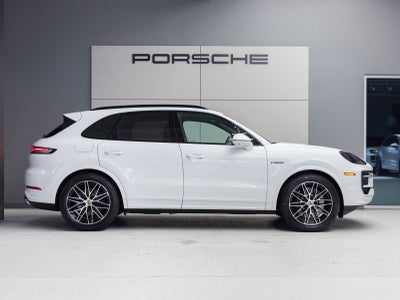 2026 Porsche Cayenne S E-Hybrid