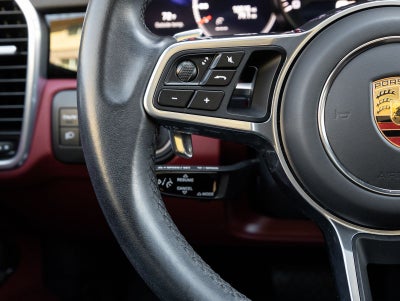 2023 Porsche Cayenne Coupe Platinum Edition