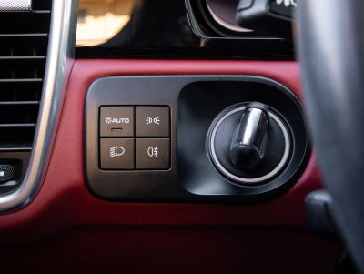 2023 Porsche Cayenne Coupe Platinum Edition