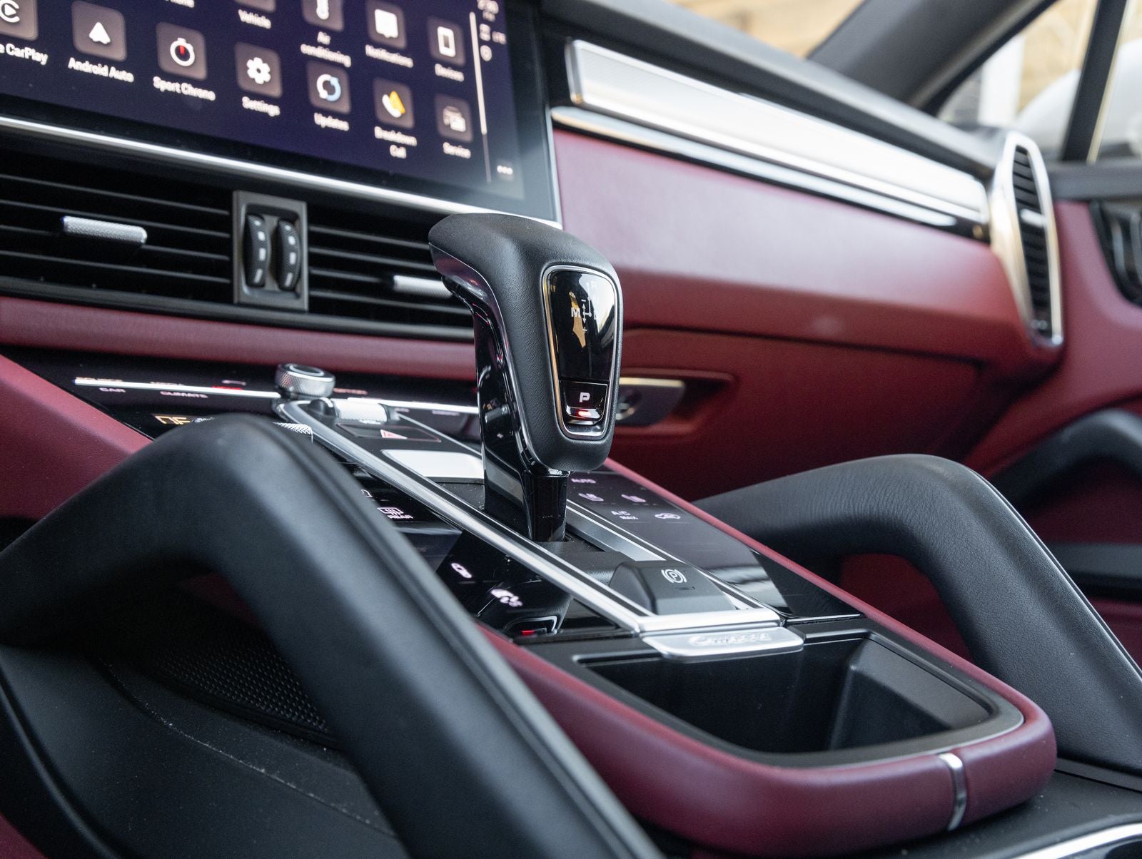 2023 Porsche Cayenne Coupe Platinum Edition