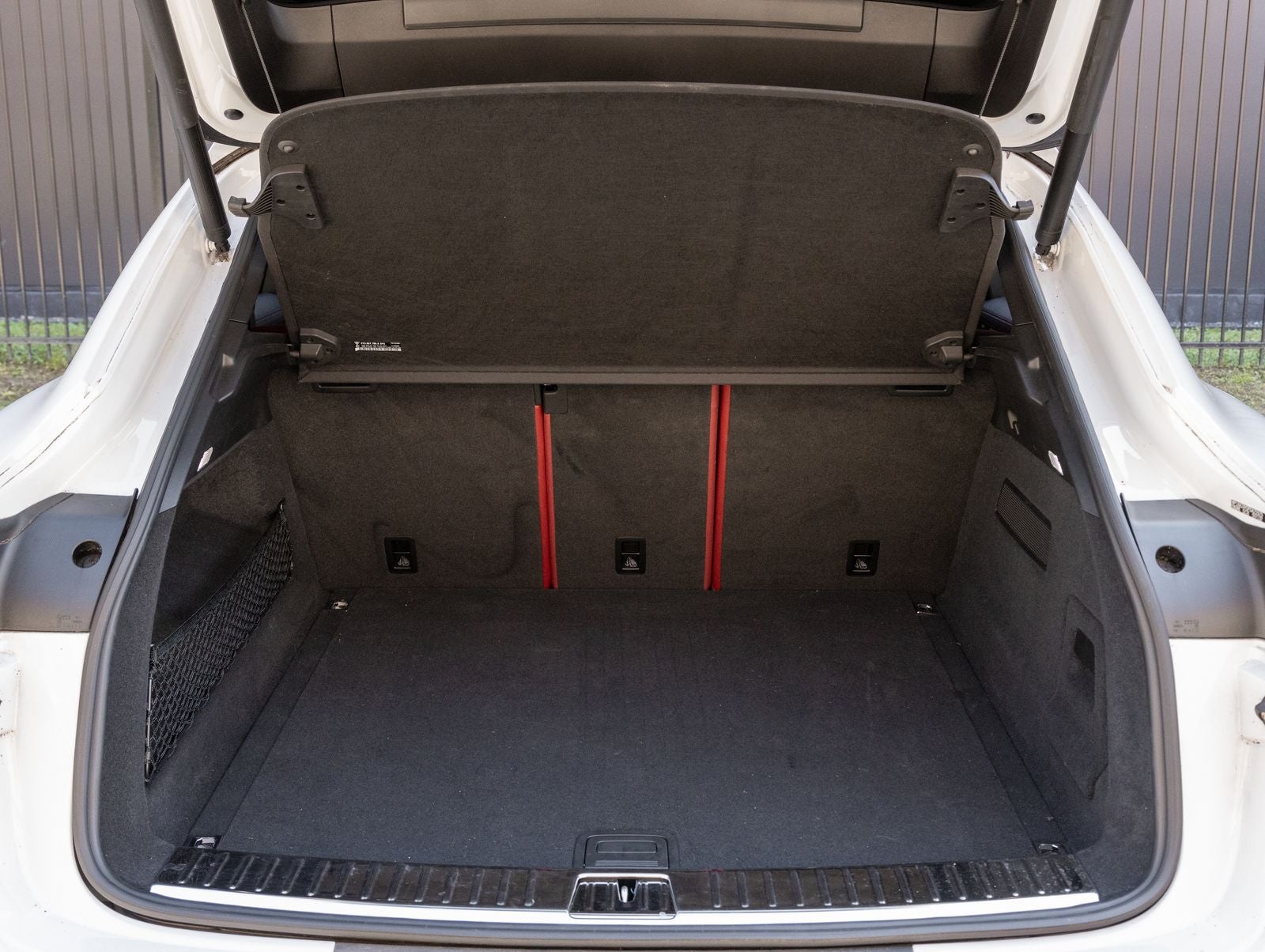 2023 Porsche Cayenne Coupe Platinum Edition