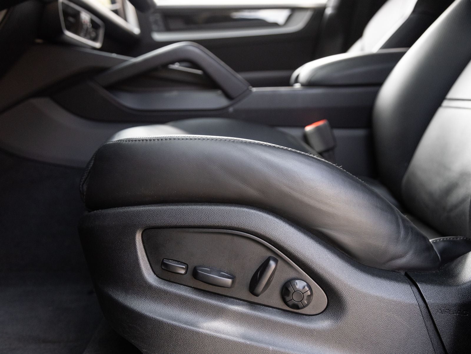 2024 Porsche Cayenne Cayenne Coupe