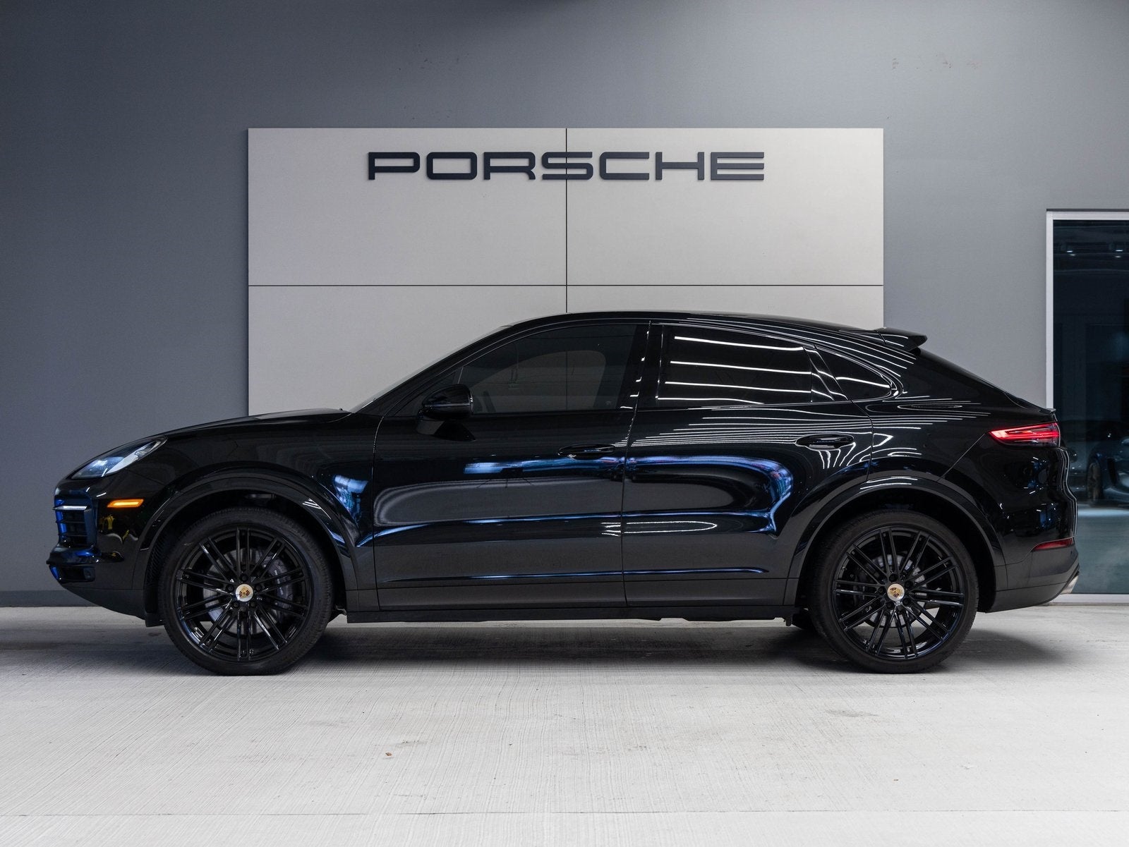 2023 Porsche Cayenne Cayenne Coupe