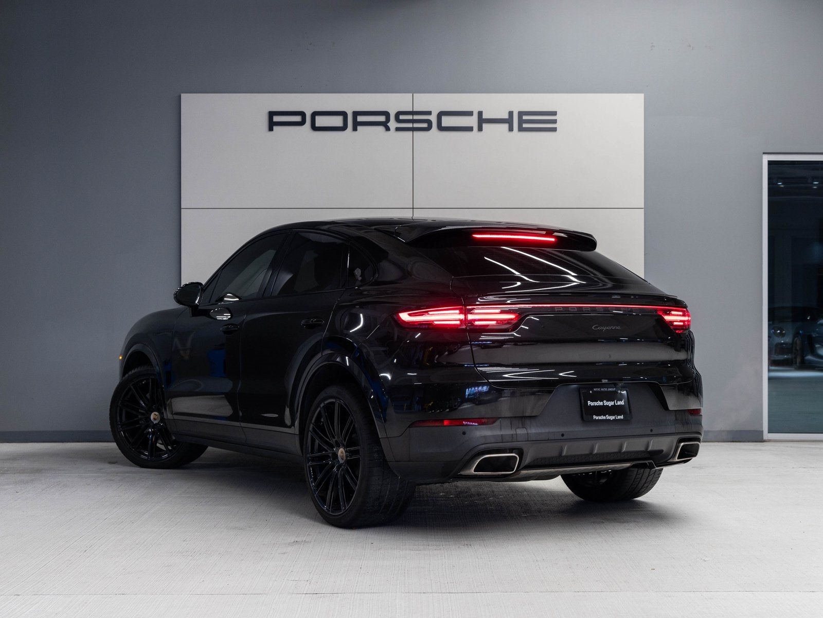 2023 Porsche Cayenne Cayenne Coupe