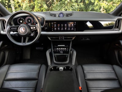 2024 Porsche Cayenne Cayenne Coupe