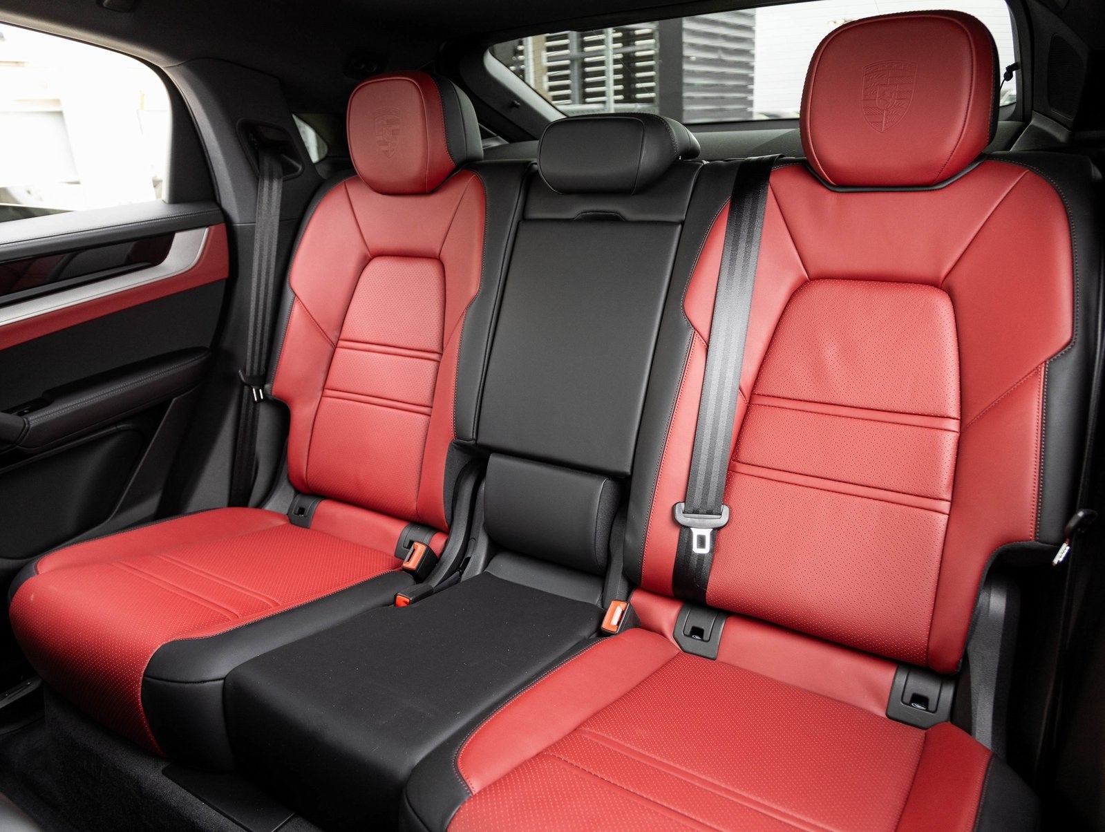 2025 Porsche Cayenne Cayenne Coupe