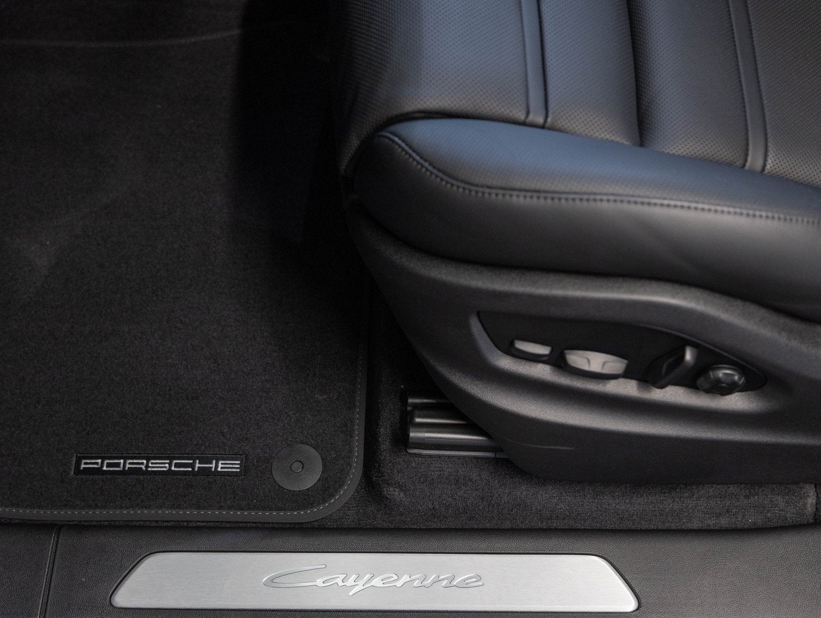 2026 Porsche Cayenne Cayenne Coupe