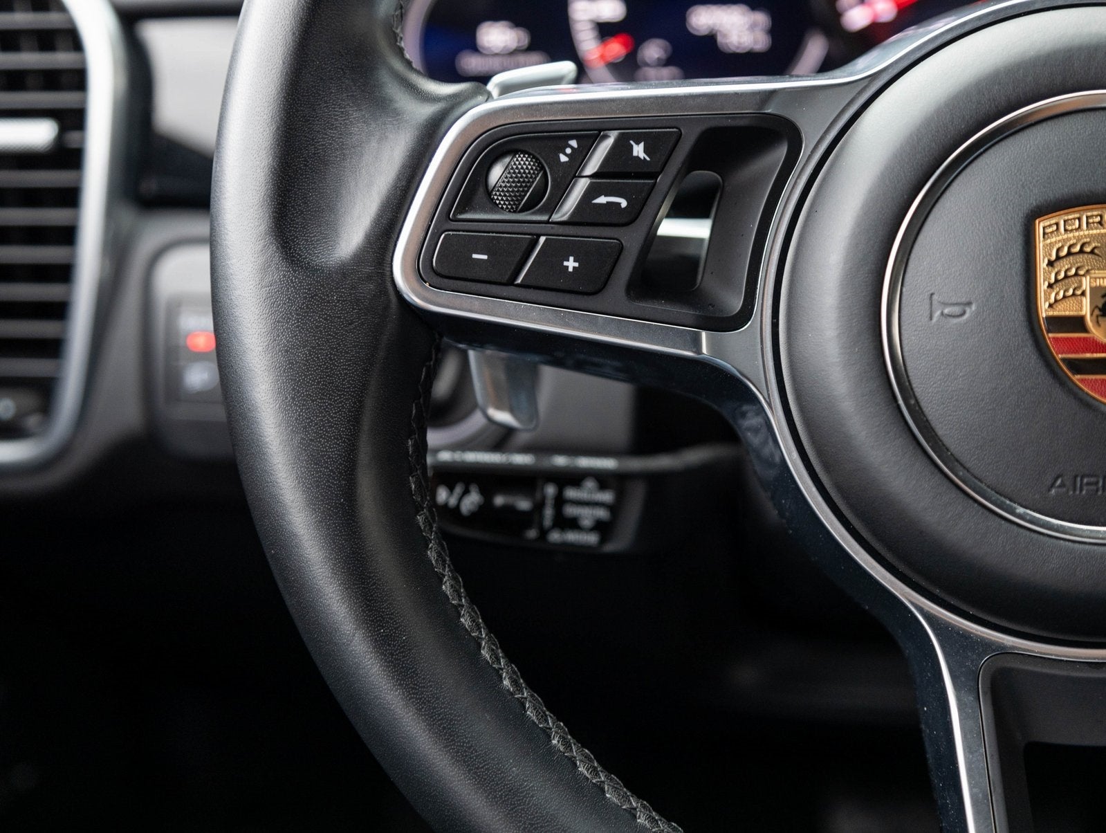 2023 Porsche Cayenne Cayenne Coupe Platinum Edition