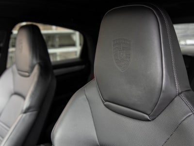 2023 Porsche Cayenne Cayenne Coupe Platinum Edition