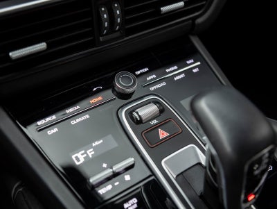 2023 Porsche Cayenne Cayenne Coupe Platinum Edition