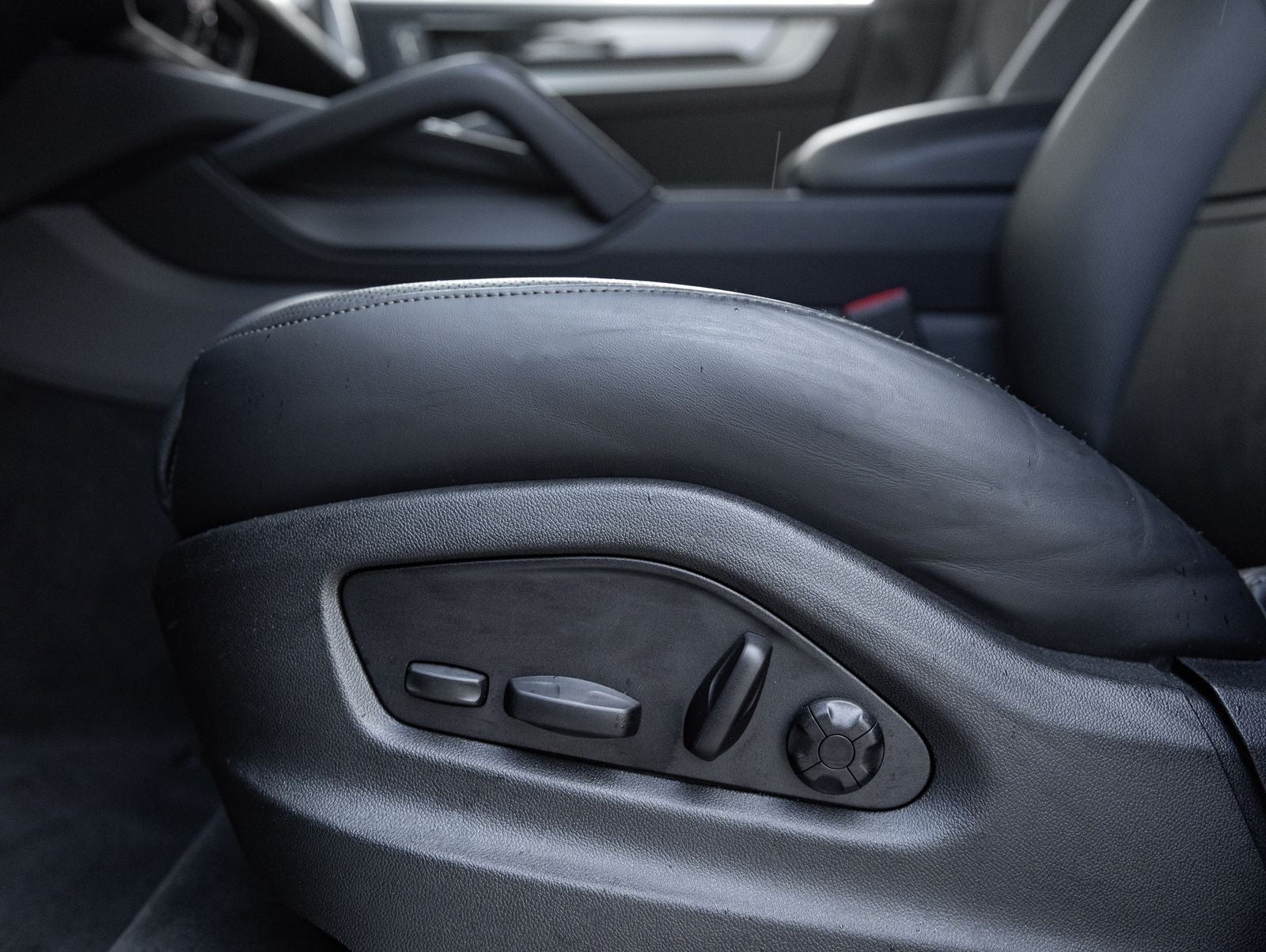 2026 Porsche Cayenne Coupe