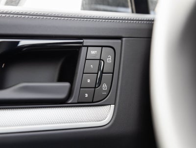 2025 Porsche Cayenne Cayenne Coupe