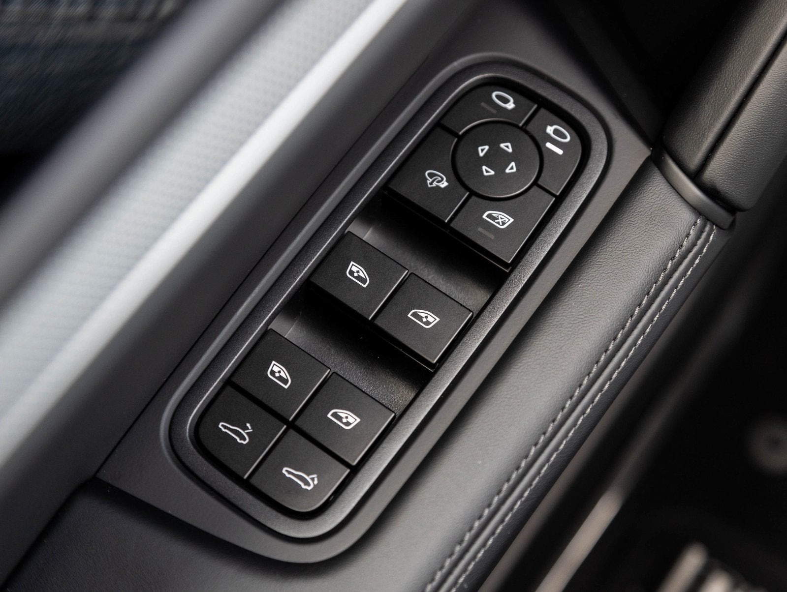 2025 Porsche Cayenne Cayenne Coupe