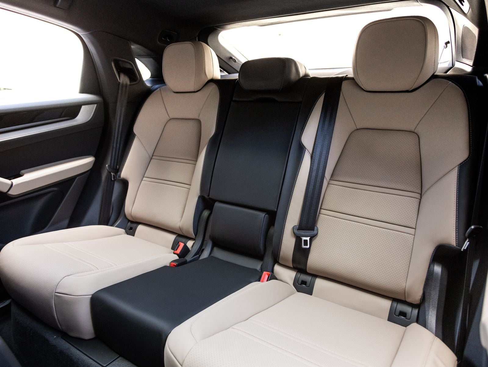 2026 Porsche Cayenne Coupe