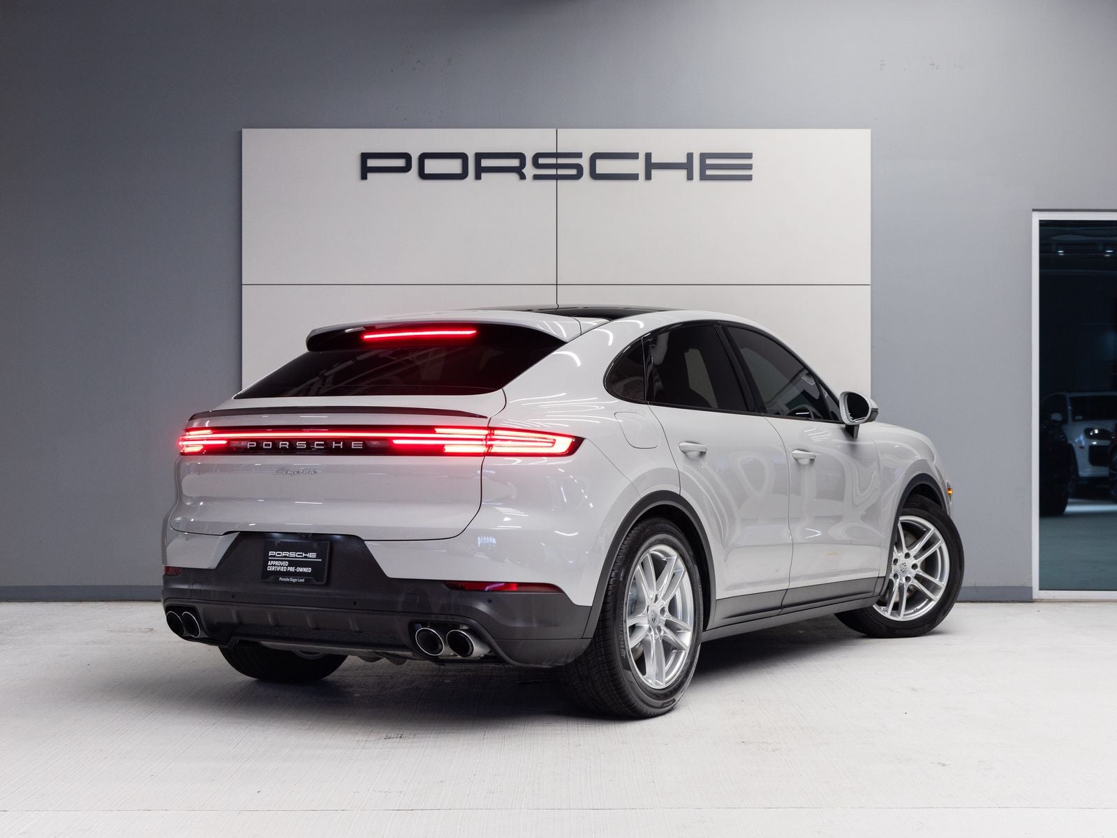 2024 Porsche Cayenne Cayenne Coupe