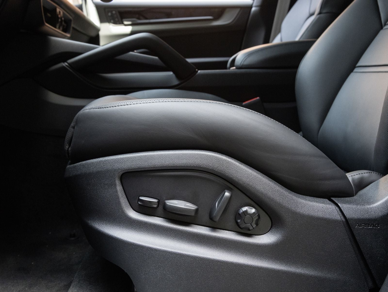 2026 Porsche Cayenne Coupe