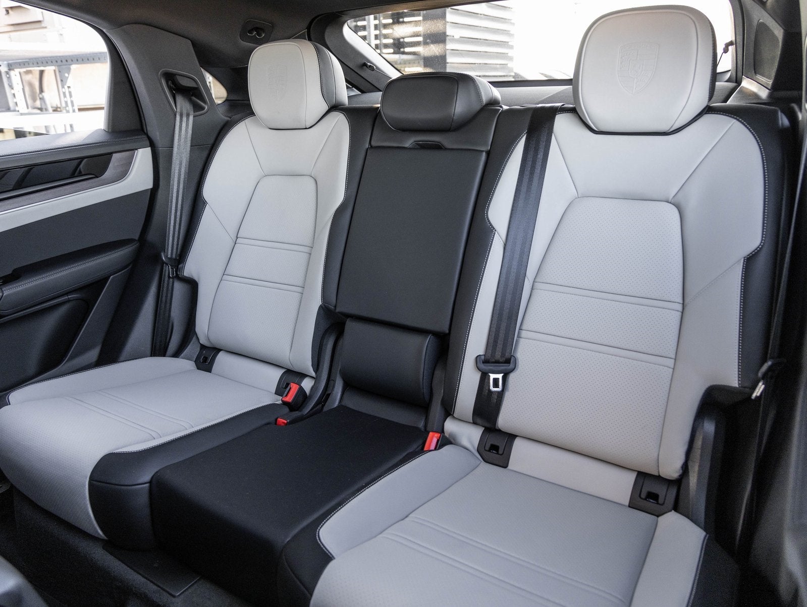 2025 Porsche Cayenne Cayenne Coupe