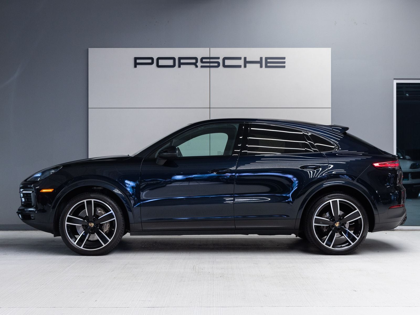 2023 Porsche Cayenne Cayenne Coupe