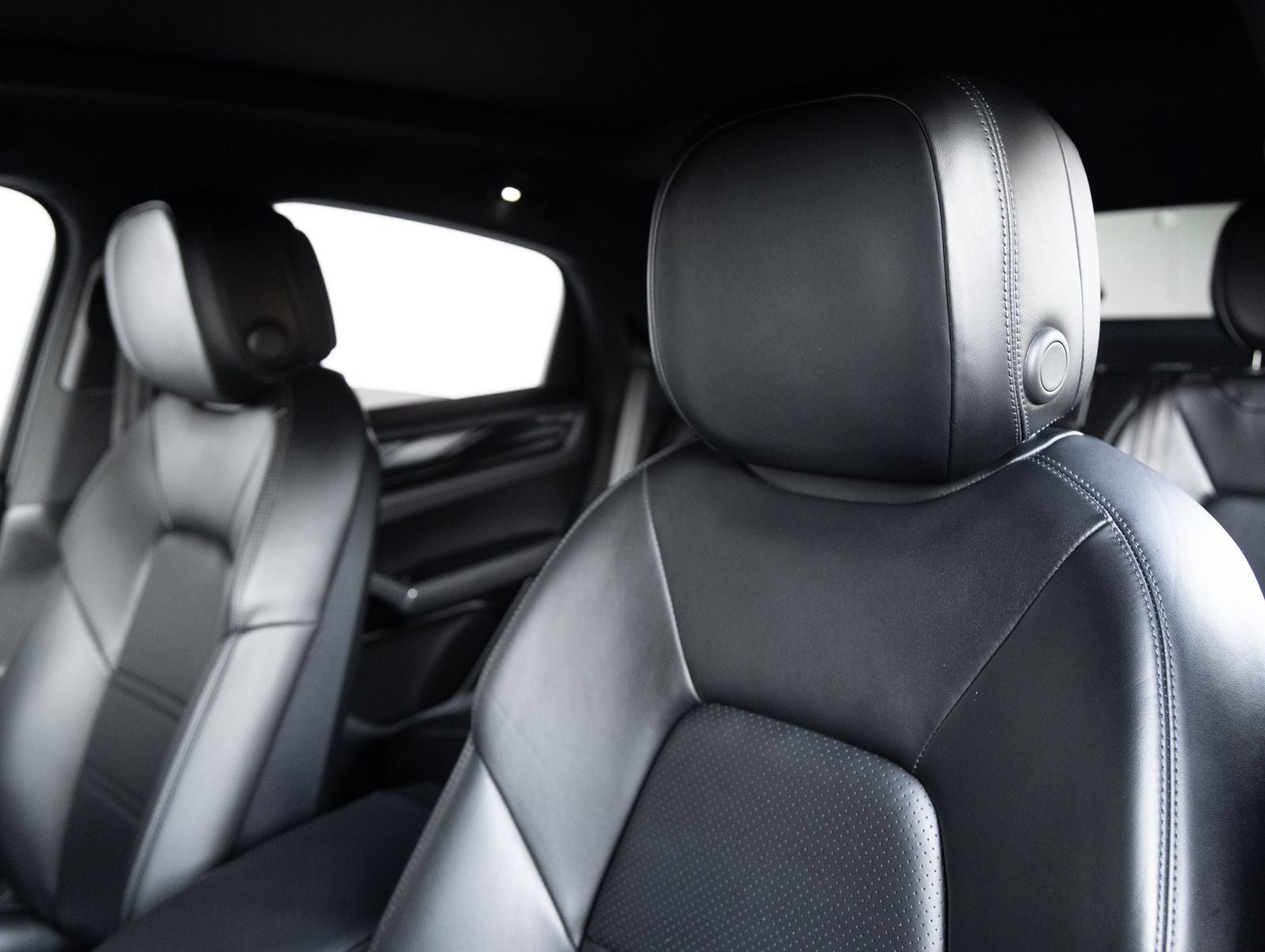 2023 Porsche Cayenne Cayenne Coupe