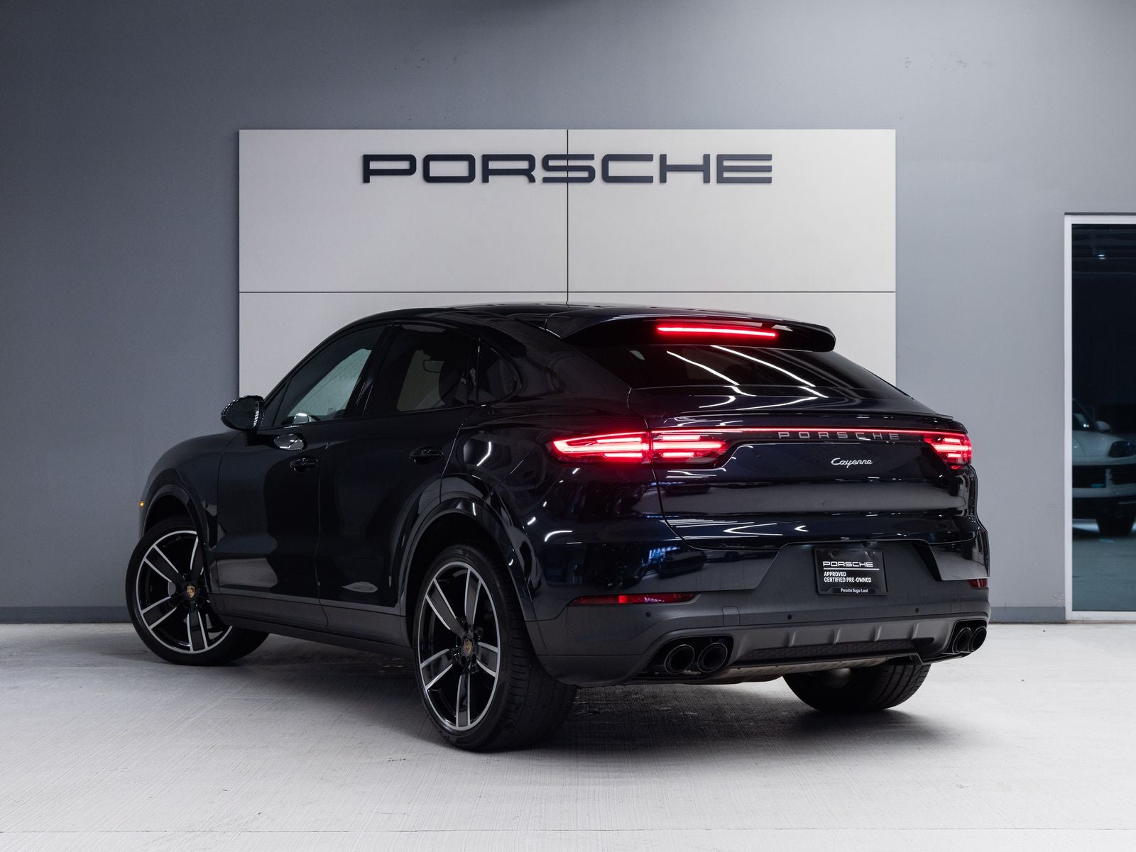 2023 Porsche Cayenne Cayenne Coupe