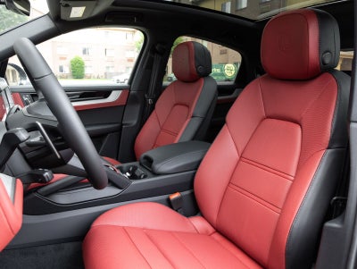 2026 Porsche Cayenne Coupe