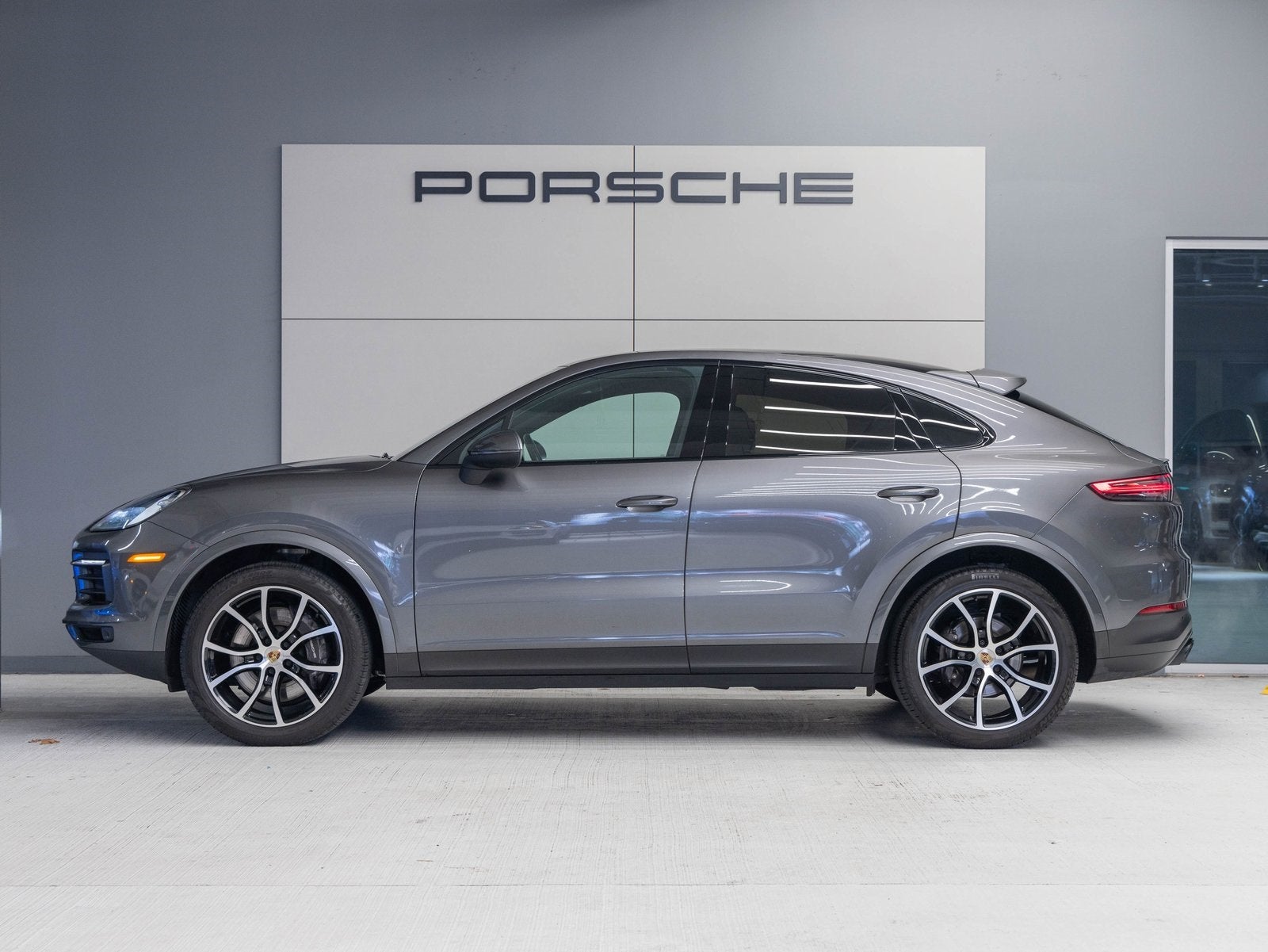 2023 Porsche Cayenne Cayenne Coupe