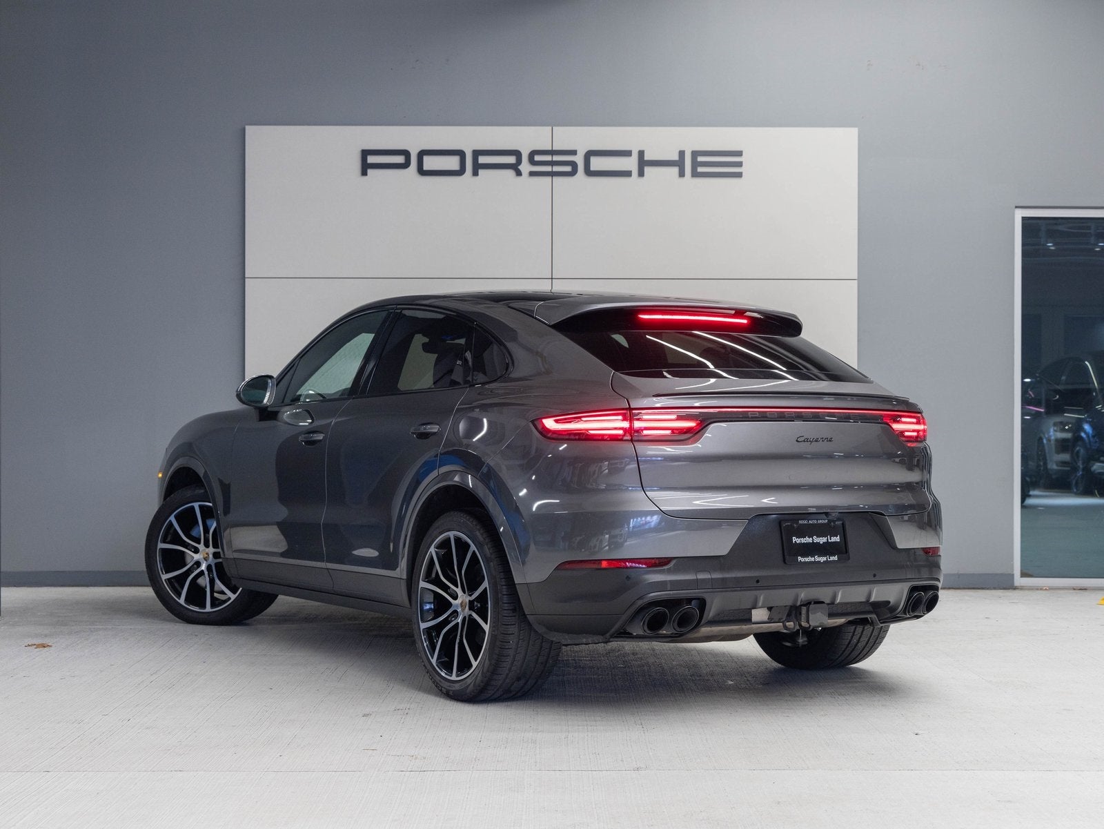 2023 Porsche Cayenne Cayenne Coupe