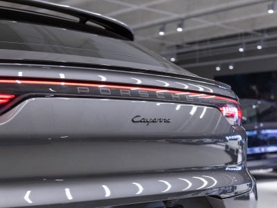 2023 Porsche Cayenne Cayenne Coupe