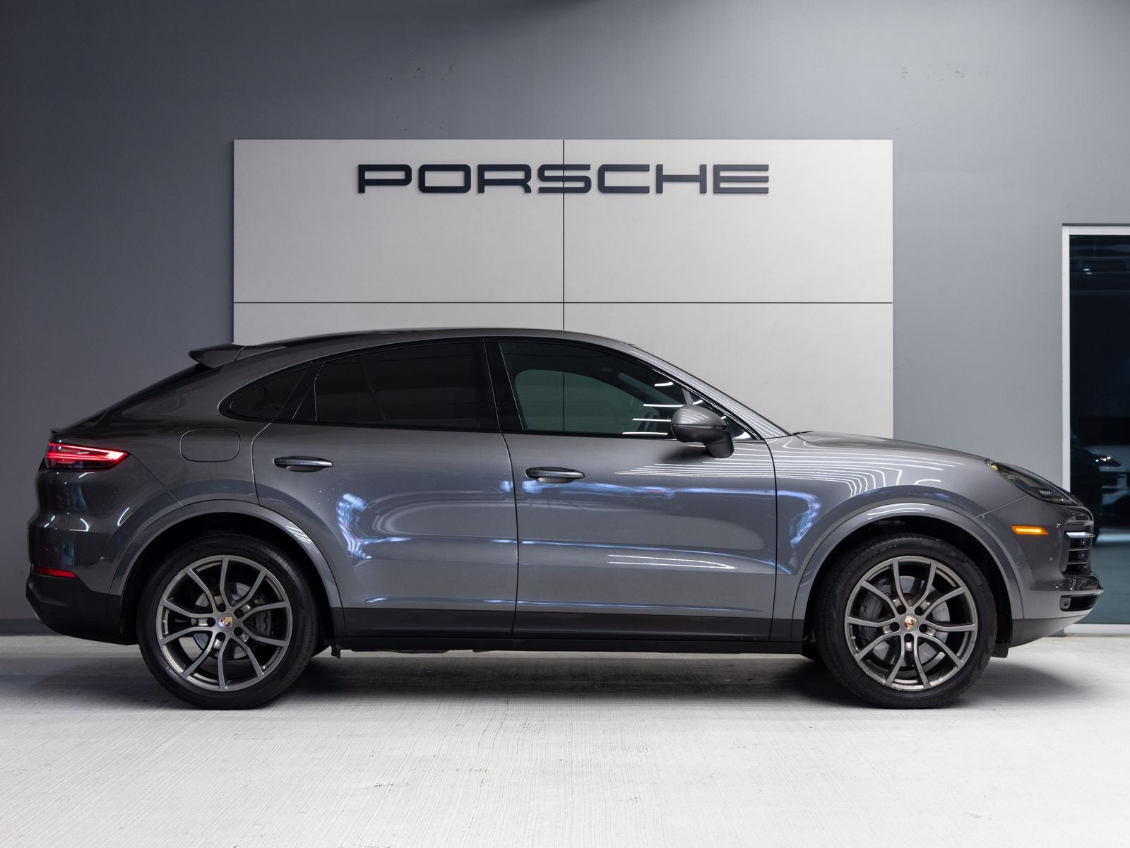 2021 Porsche Cayenne Cayenne S Coupe
