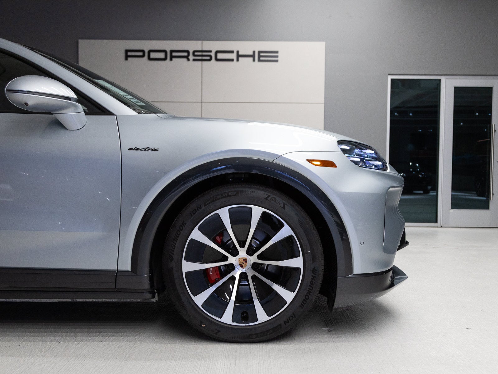 2026 Porsche Cayenne Cayenne S Coupe Electric