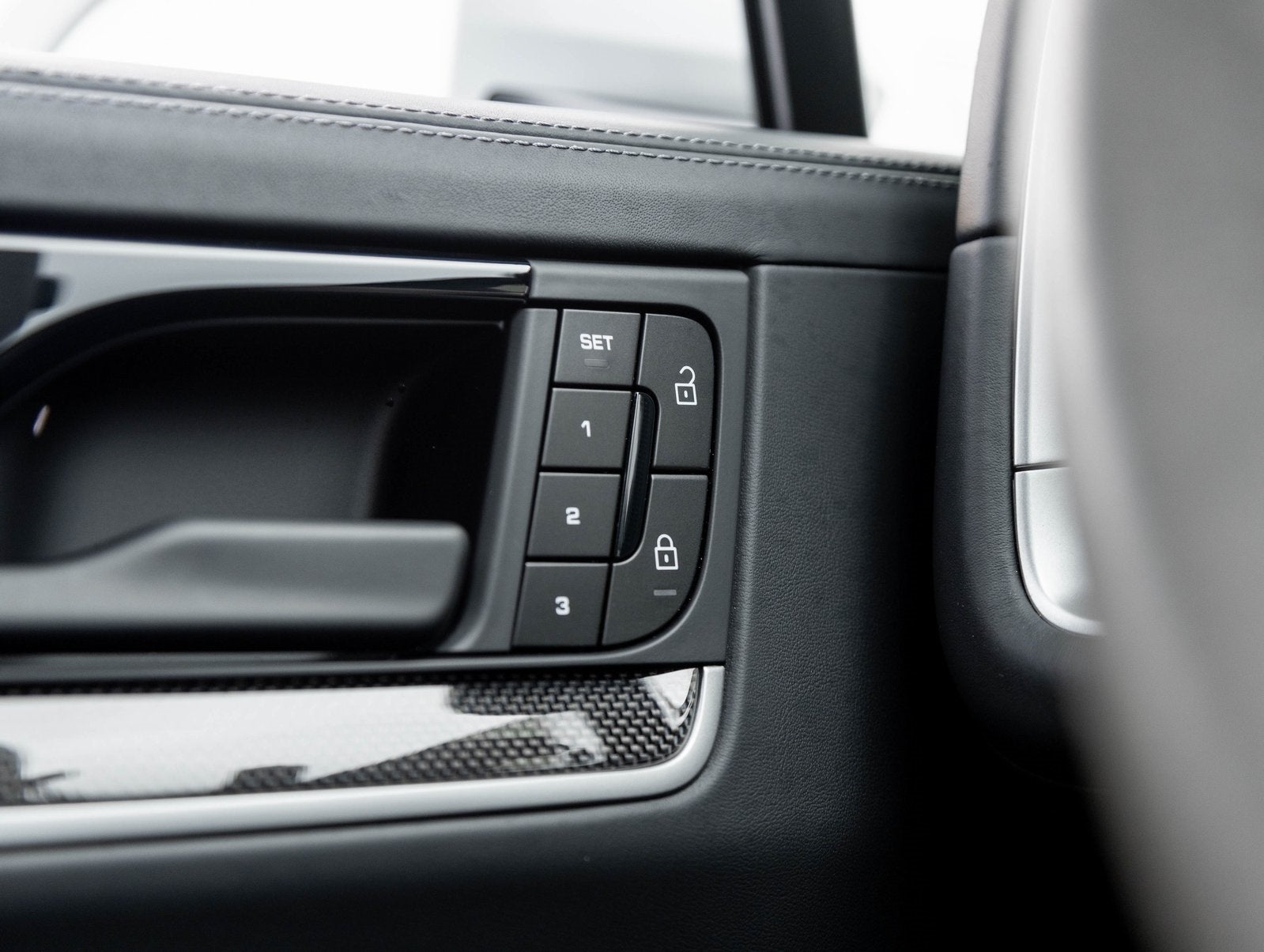 2025 Porsche Cayenne Cayenne E-Hybrid Coupe