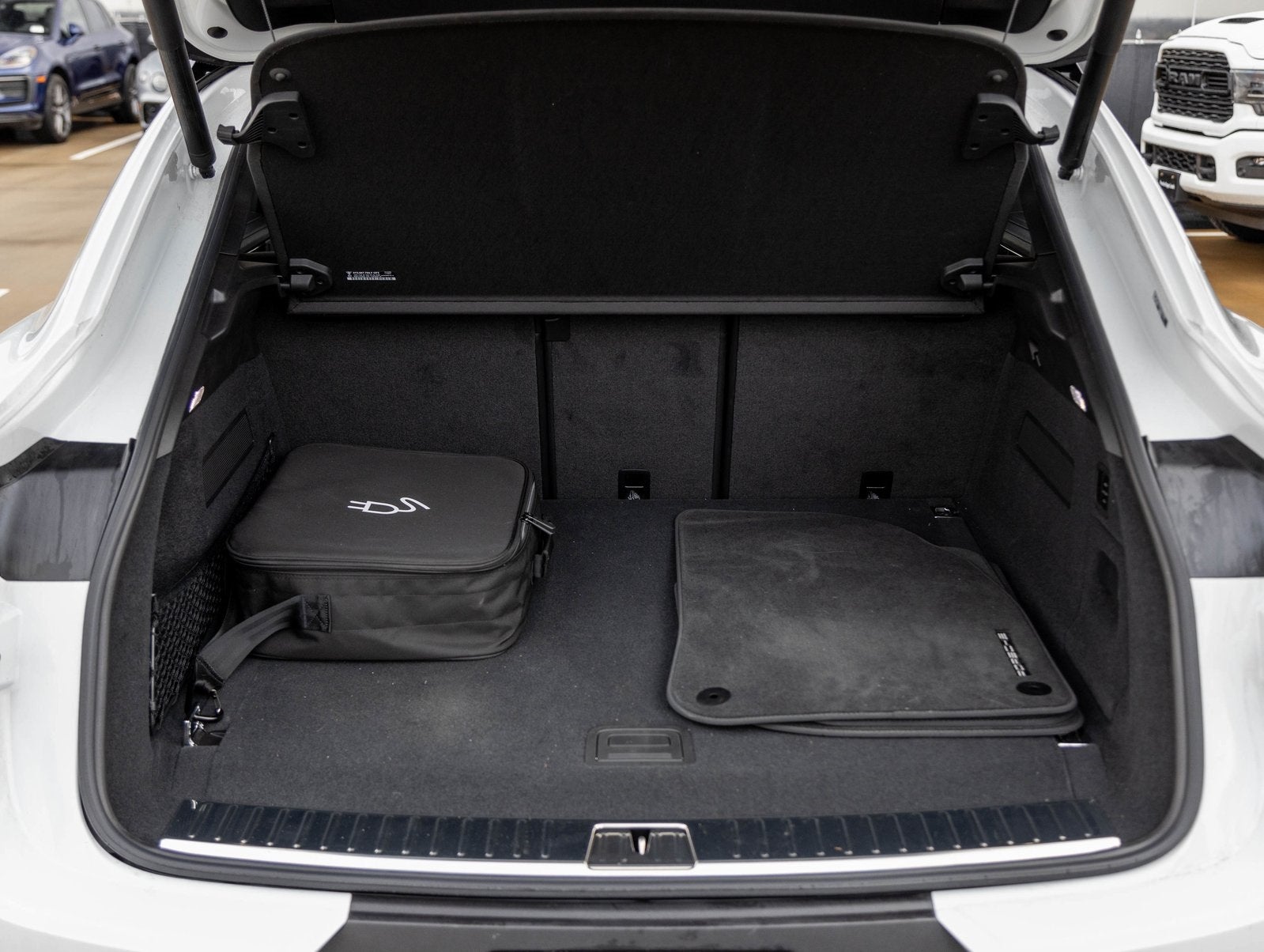 2025 Porsche Cayenne Cayenne E-Hybrid Coupe