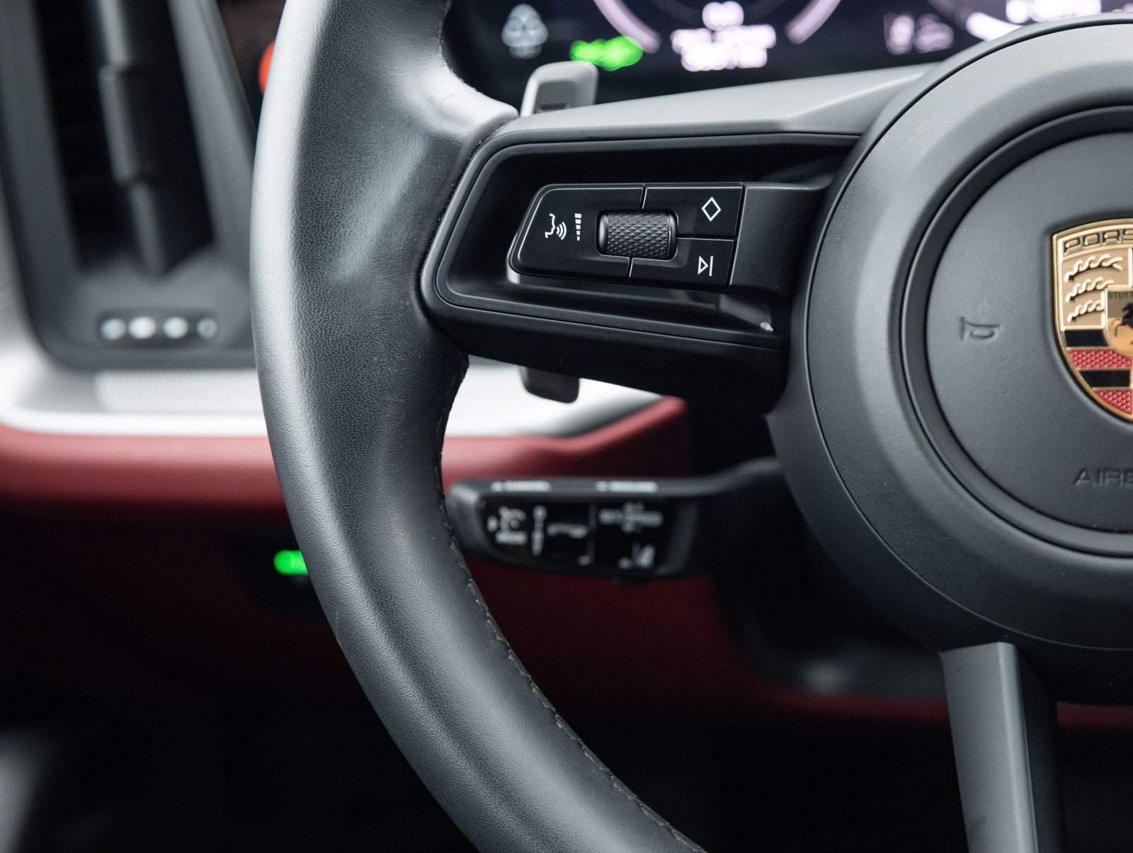 2025 Porsche Cayenne E-Hybrid Coupe E-Hybrid