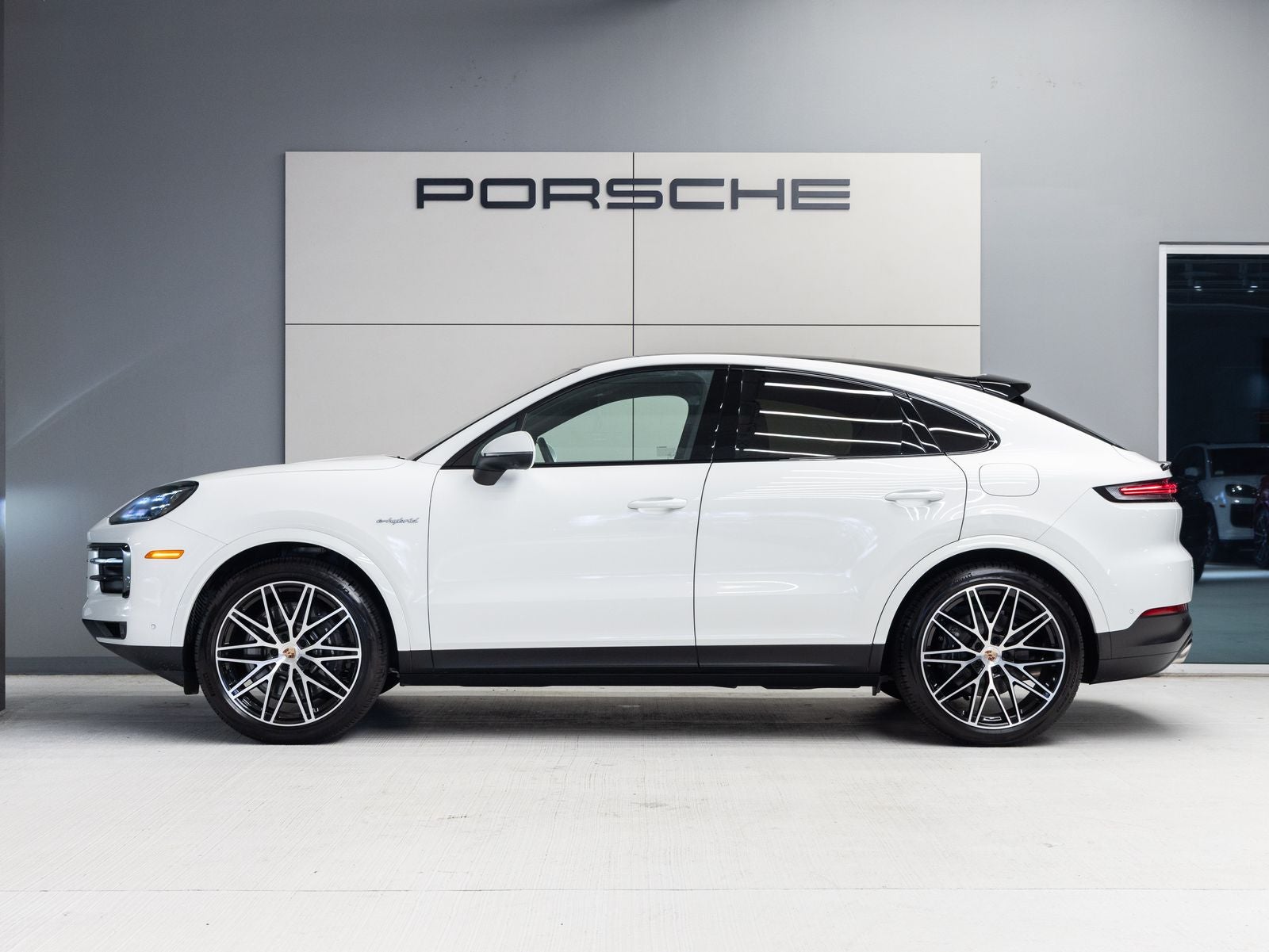 2025 Porsche Cayenne E-Hybrid Coupe E-Hybrid