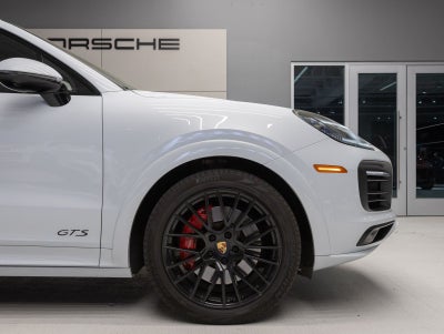 2023 Porsche Cayenne Cayenne GTS Coupe