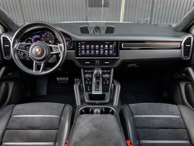 2023 Porsche Cayenne Cayenne GTS Coupe