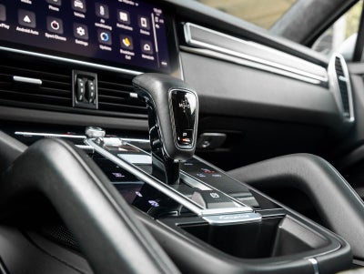 2023 Porsche Cayenne Cayenne GTS Coupe