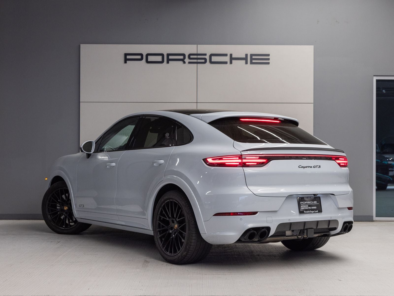 2023 Porsche Cayenne Cayenne GTS Coupe