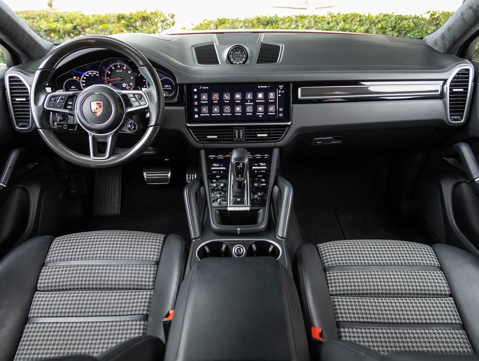 2022 Porsche Cayenne Cayenne GTS Coupe