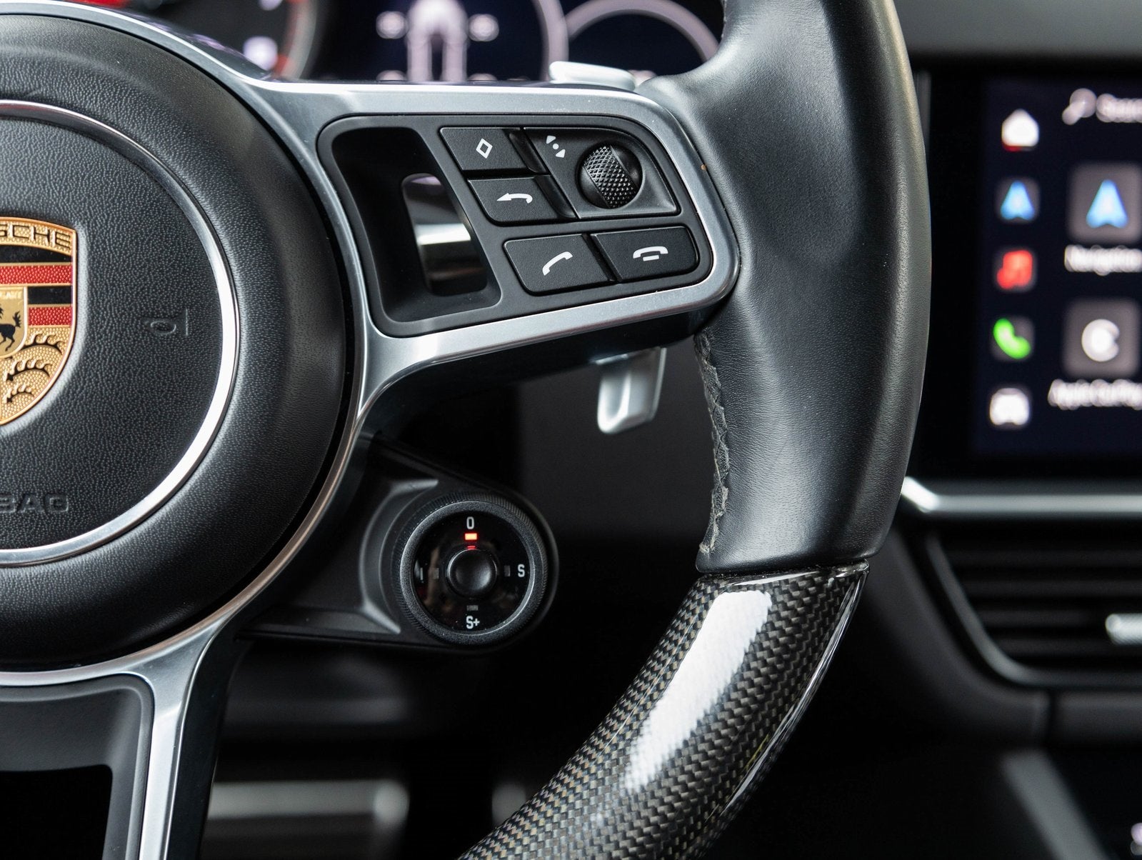 2022 Porsche Cayenne Cayenne GTS Coupe