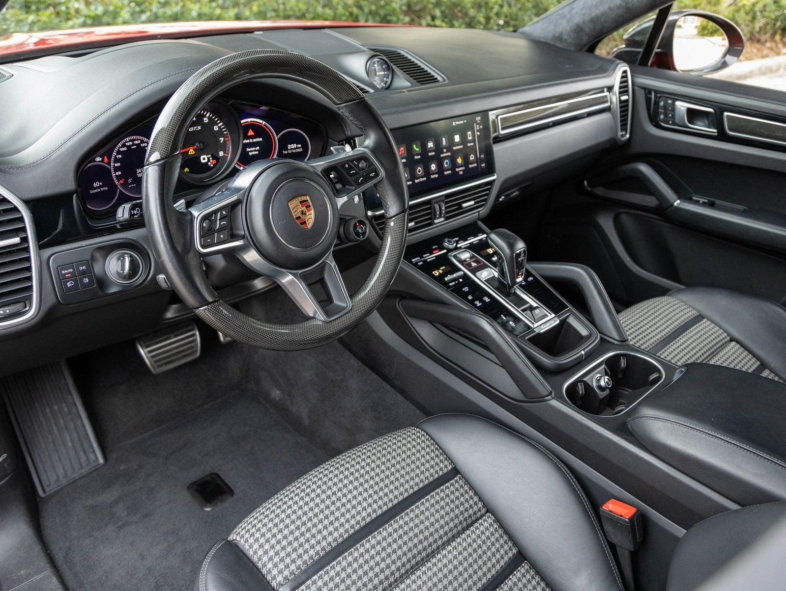 2022 Porsche Cayenne Cayenne GTS Coupe