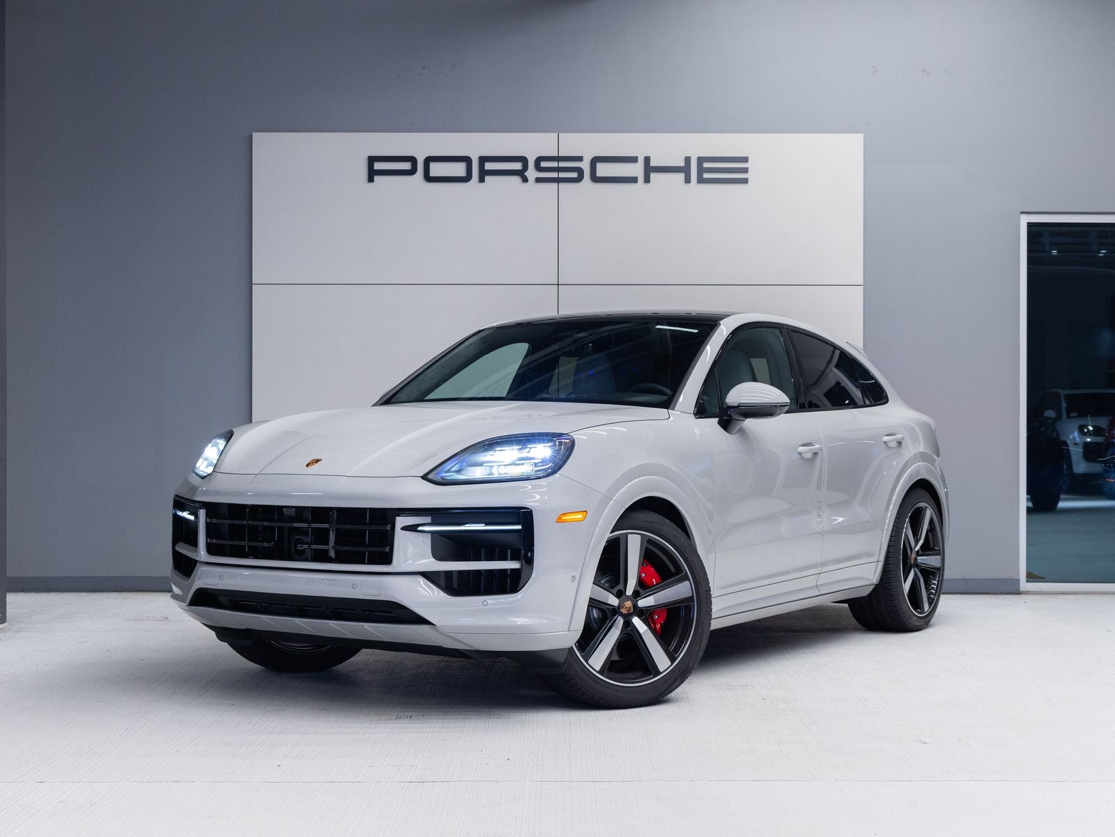 2026 Porsche Cayenne Cayenne GTS Coupe