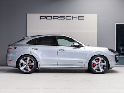 2026 Porsche Cayenne Cayenne GTS Coupe