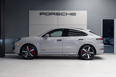 2026 Porsche Cayenne Cayenne GTS Coupe