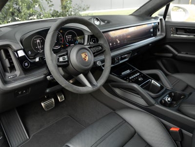 2026 Porsche Cayenne Cayenne GTS Coupe