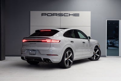 2026 Porsche Cayenne Cayenne GTS Coupe