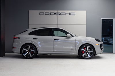 2026 Porsche Cayenne Cayenne GTS Coupe