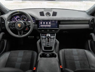 2022 Porsche Cayenne Turbo GT