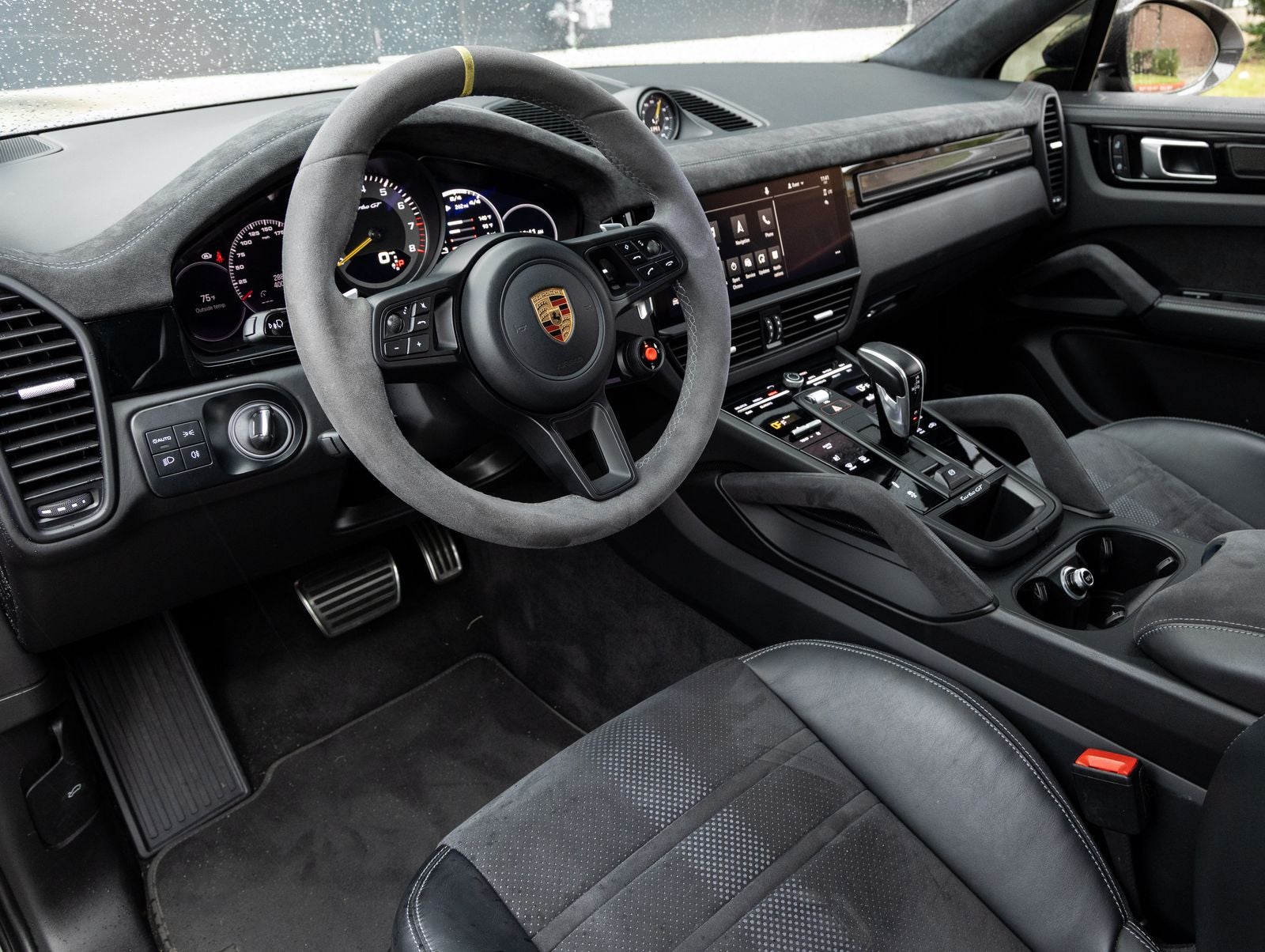 2022 Porsche Cayenne Turbo GT