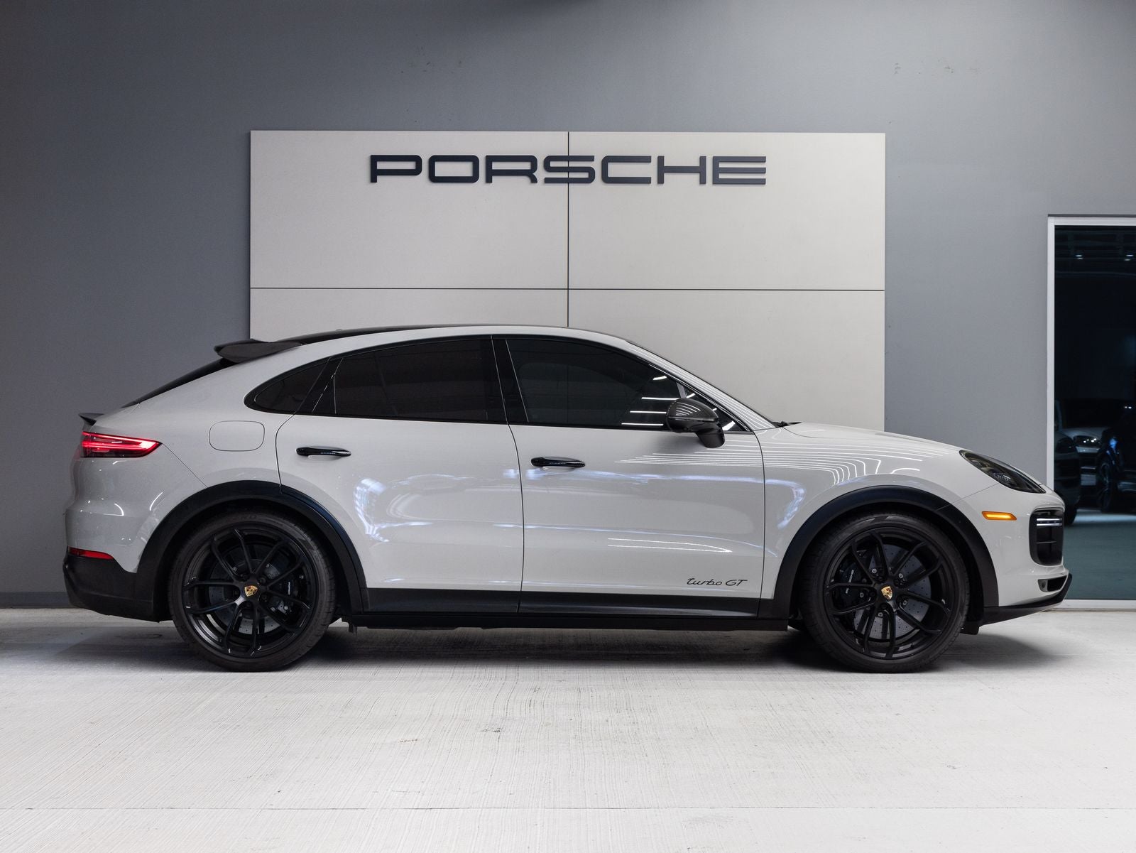2022 Porsche Cayenne Turbo GT